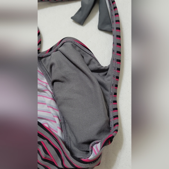 Converse Tankini Swim Top and Bottom - Picture 9 of 16